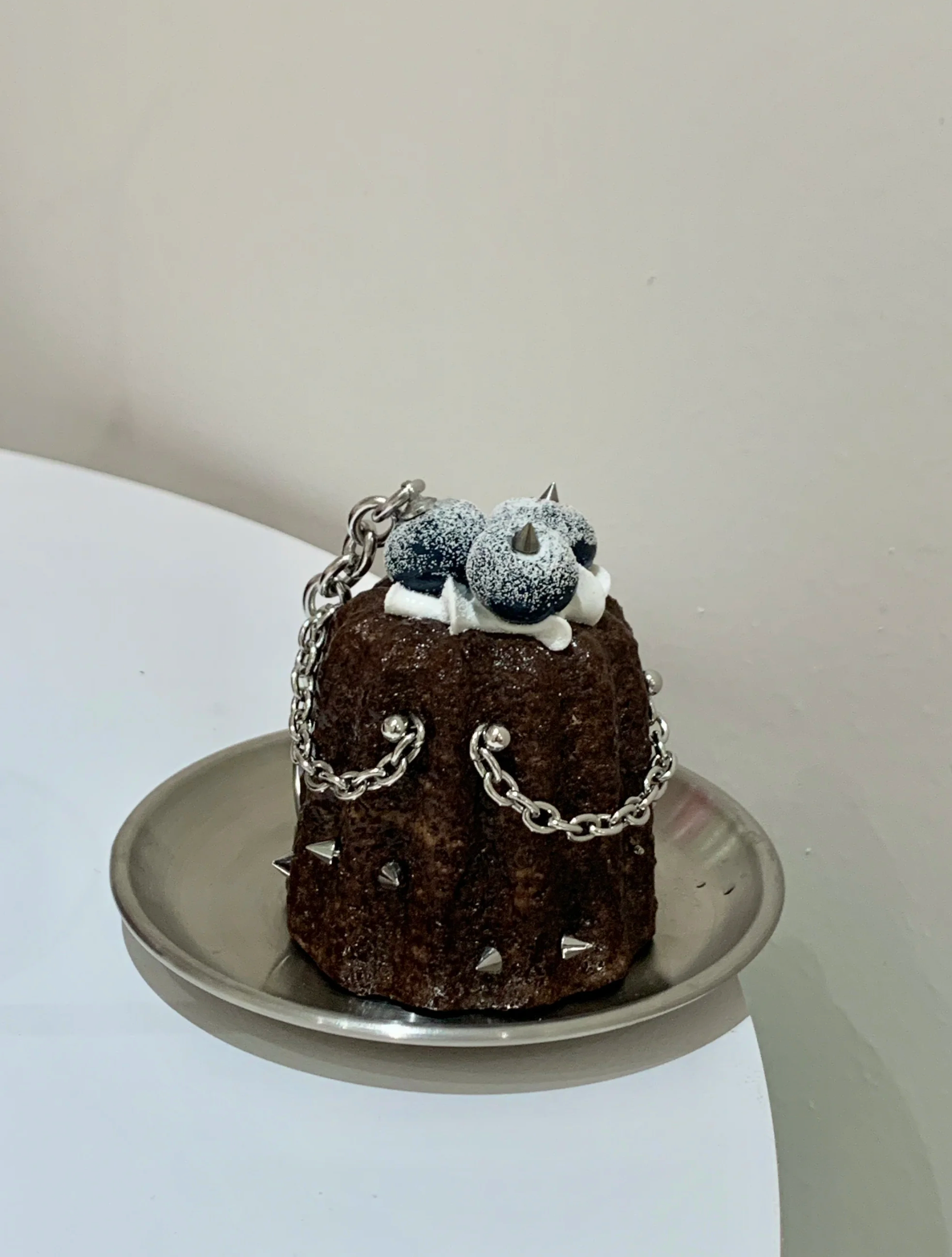 Breloque Canelé à la Cerise