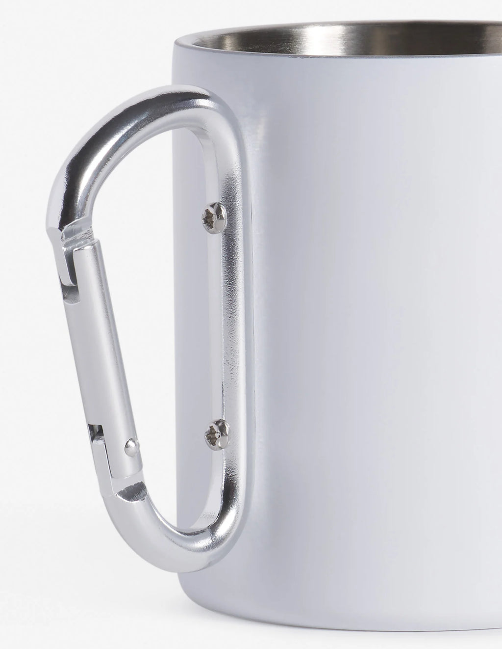 Détail du mousqueton métallique du mug isotherme Café Kitsuné