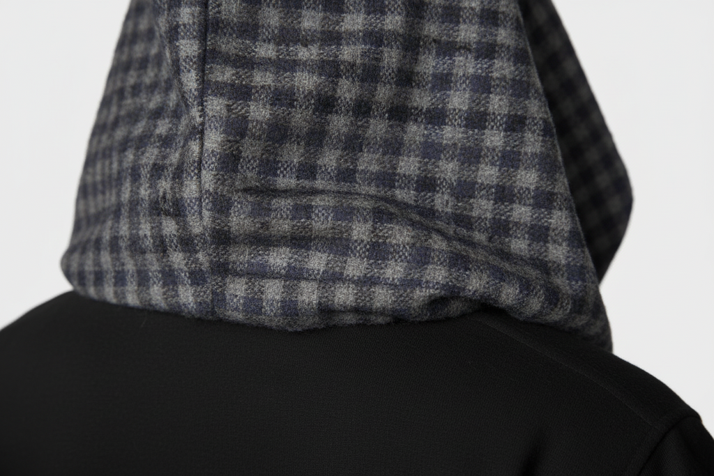 Veste Oversize Unisexe Noire à Capuche-Écharpe à Carreaux