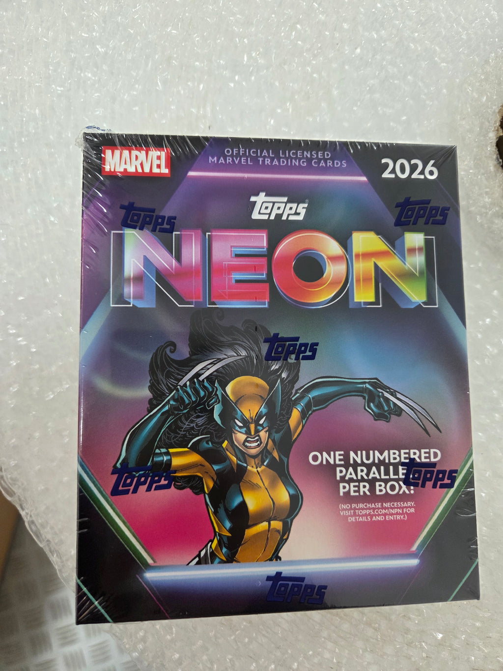 2026 Topps Neon Marvel - Mega Box