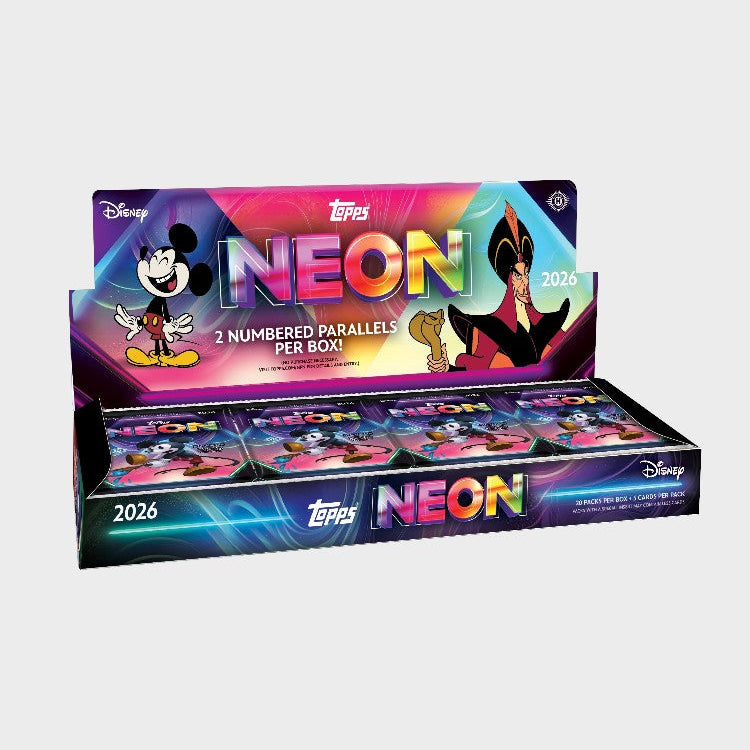 Boîte Cartes Trading Hobby Box Neon Parallels Numérotés Topps Disney 2026, vue produit trois quarts sur fond blanc avec Mickey Mouse et Jafar en illustration néon multicolore rose violet 20 packs 5 cartes par pack 2 numbered parallels par boîte