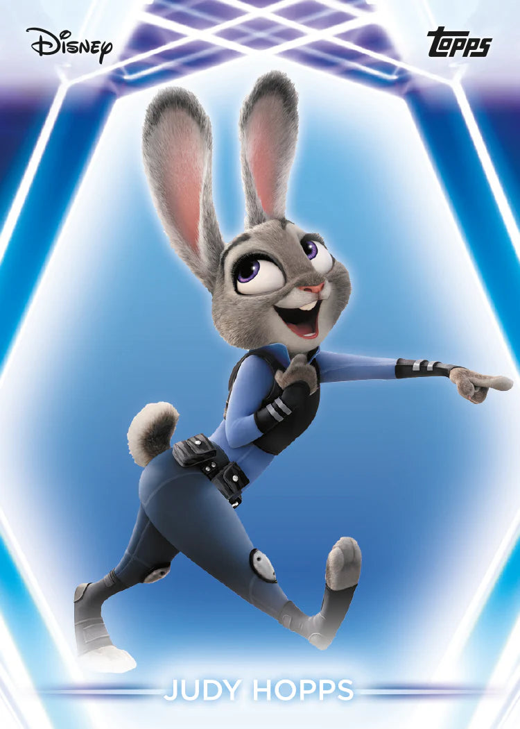 Carte Trading Base Neon Hexagone Bleu Topps Disney Zootopie Judy Hopps 2026, vue carte verticale personnage Judy Hopps en uniforme de police bleu pose dynamique pointant du doigt sur fond hexagone néon bleu et blanc avec logos Disney et Topps