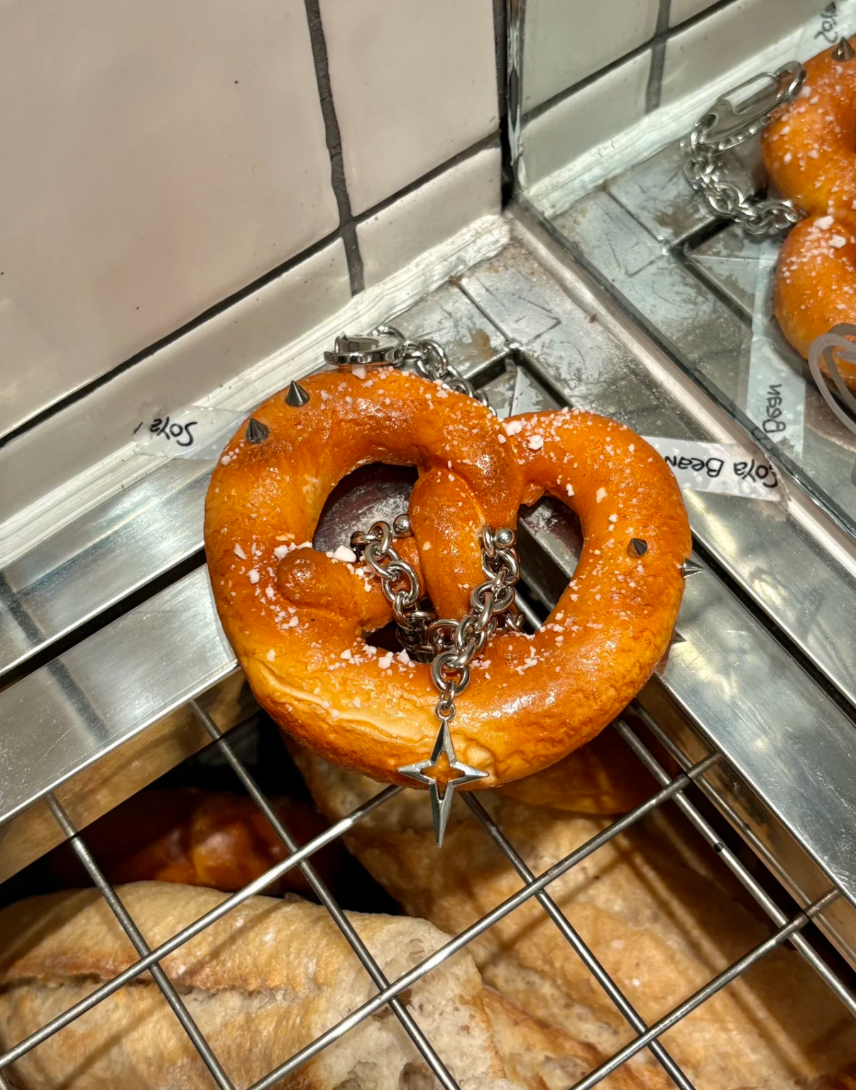 Breloque Bretzel Punk