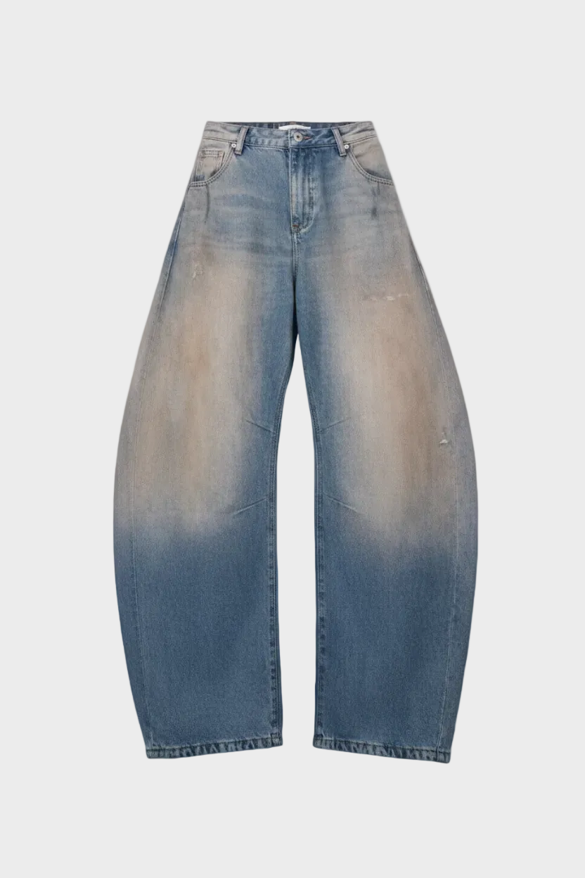 Jean large en denim dégradé bleu-gris vue de face