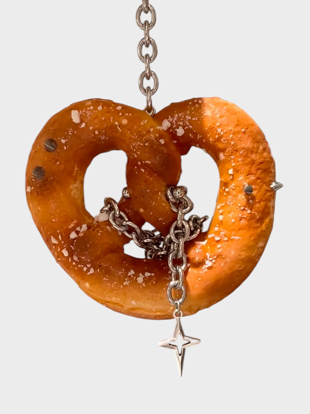 Breloque Bretzel Punk