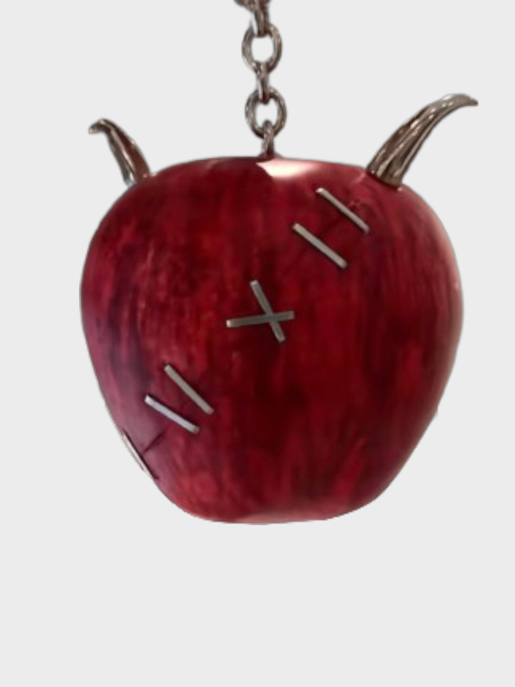 Breloque Pomme Démoniaque