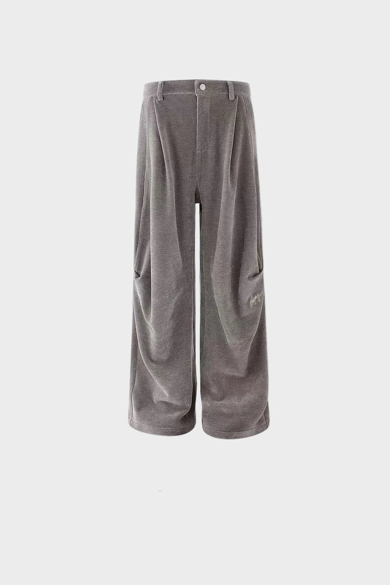 Pantalon large en velours côtelé gris vue de face