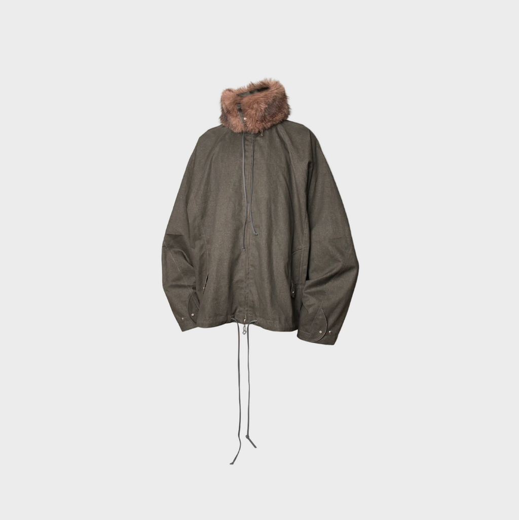 Haut Unisexe Vert Militaire à Col Fourrure Synthétique – Coupe Oversize avec Cordons