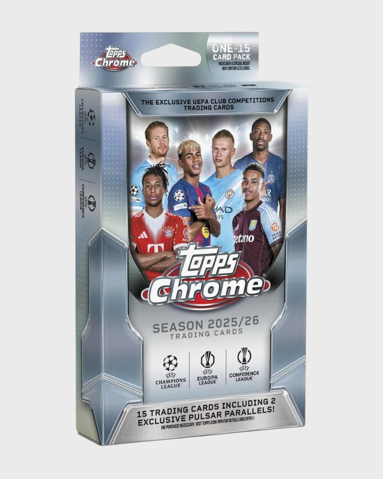 Boîte Hanger Chrome Topps UEFA Club Competitions 2025-26, face avant avec 15 cartes dont 2 Pulsar exclusifs