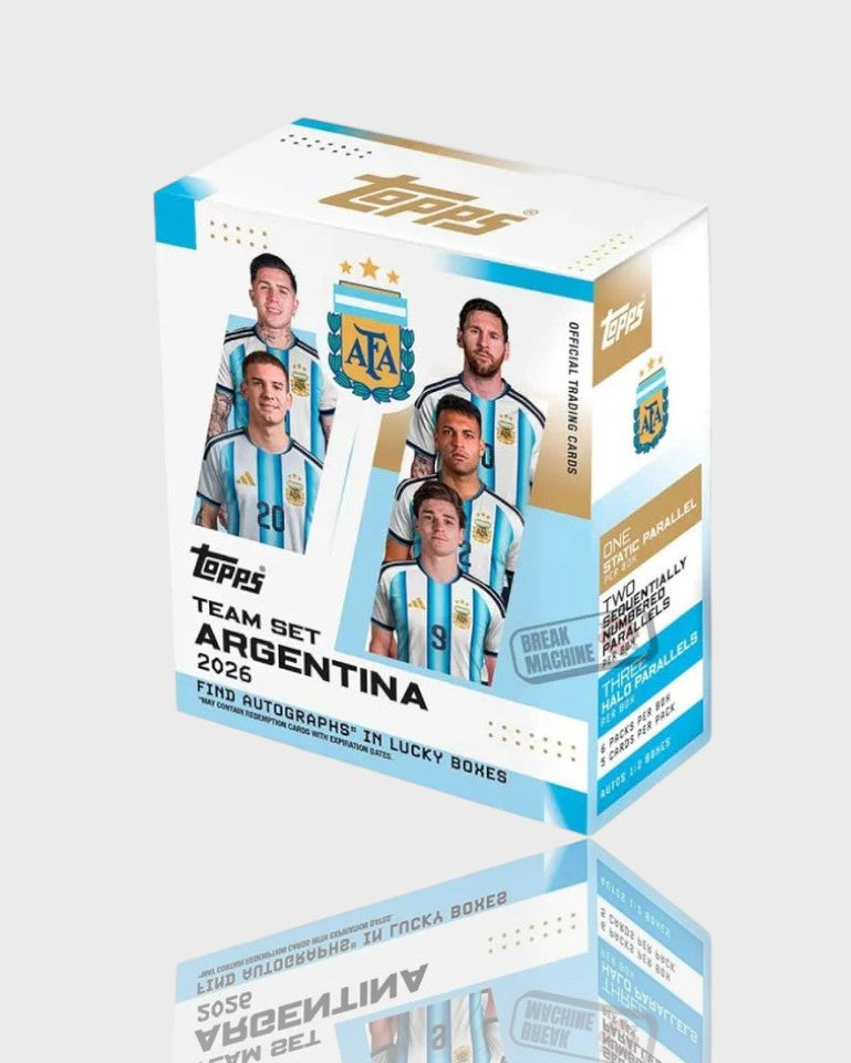 Boîte Topps Team Set Argentina 2026 Blaster Box blanc et bleu ciel avec joueurs argentins dont Messi, vue de trois quarts