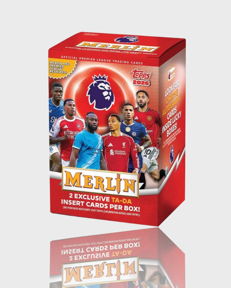 Boîte Topps Merlin Premier League 2026 Blaster Box rouge avec joueurs et logo Premier League, vue de face