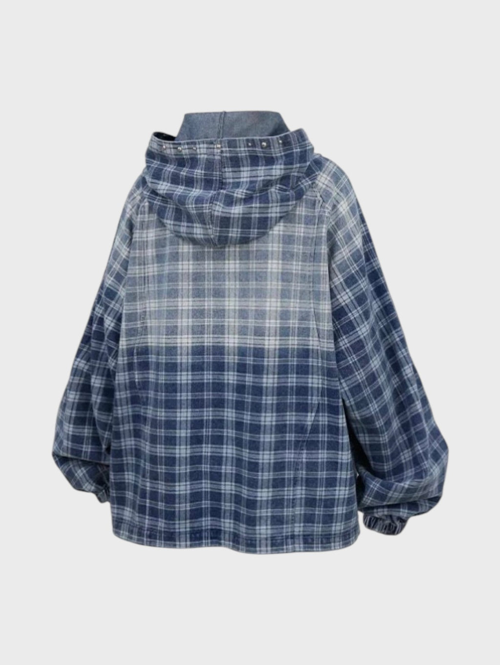 Hoodie oversize carreaux bleu marine dégradé avec broderie Reverie argentée et poche kangourou, vue de face
