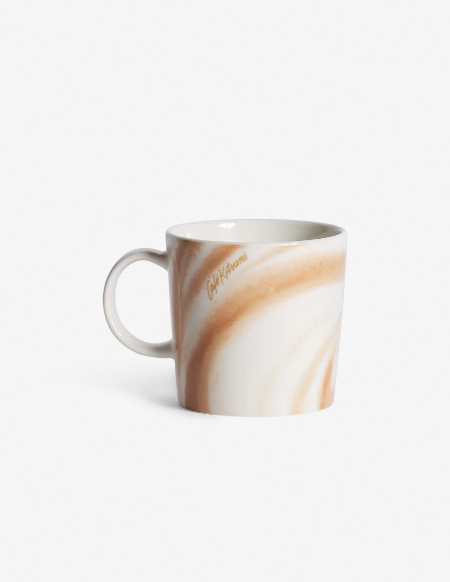 Mug CAFE KITSUNÉ x IITTALA TEEMA 300 ml en porcelaine avec design marbré, vue de face sur fond clair
