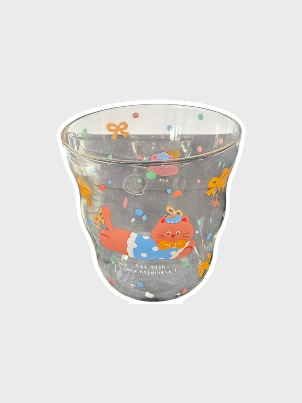 Verre double paroi DIOIB motif chat kawaii multicolore avec inscription Cat wish you happiness, vue de face avec fond beige
