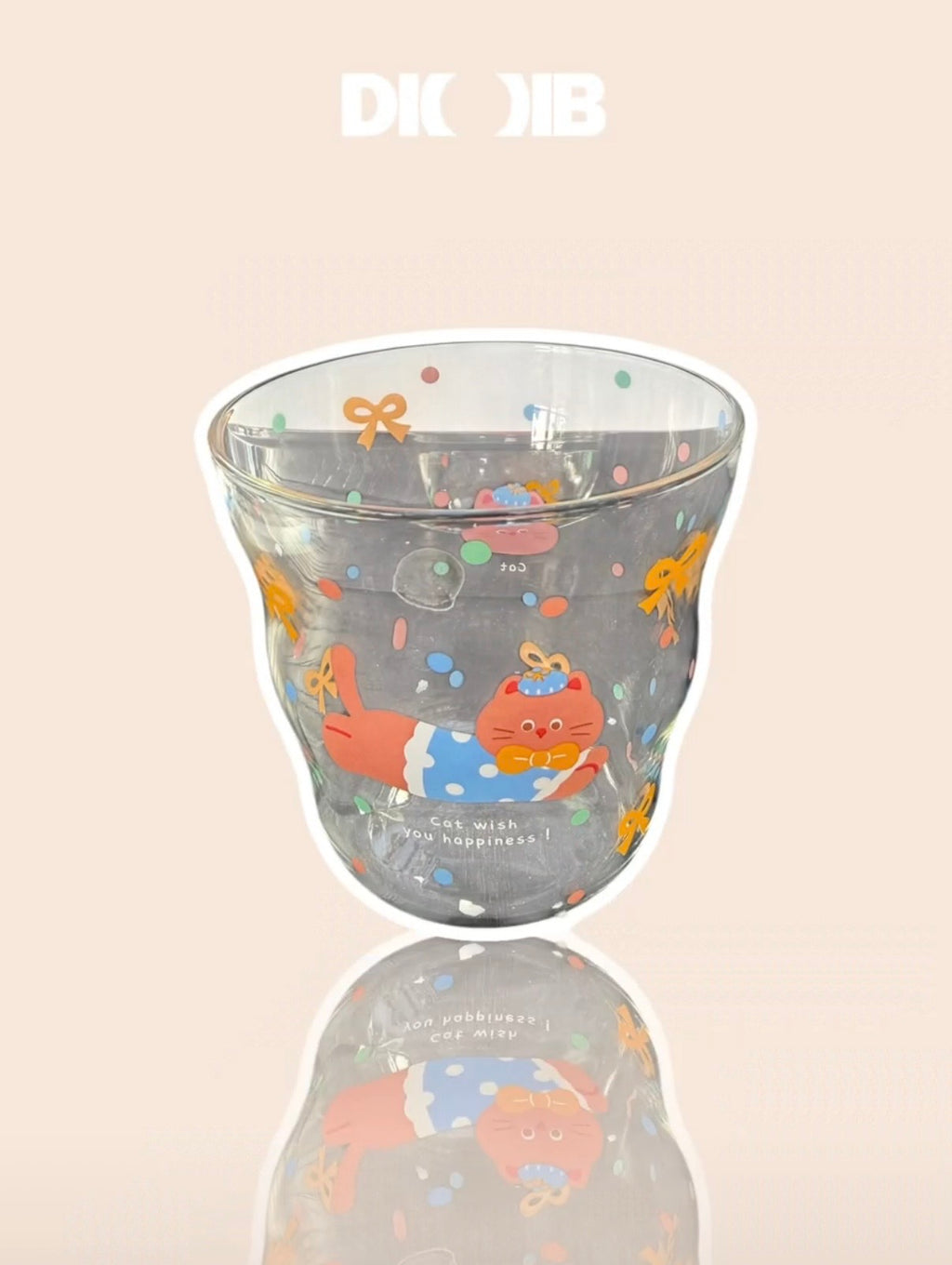 Verre double paroi DIOIB motif chat kawaii multicolore, vue de face sur fond gris