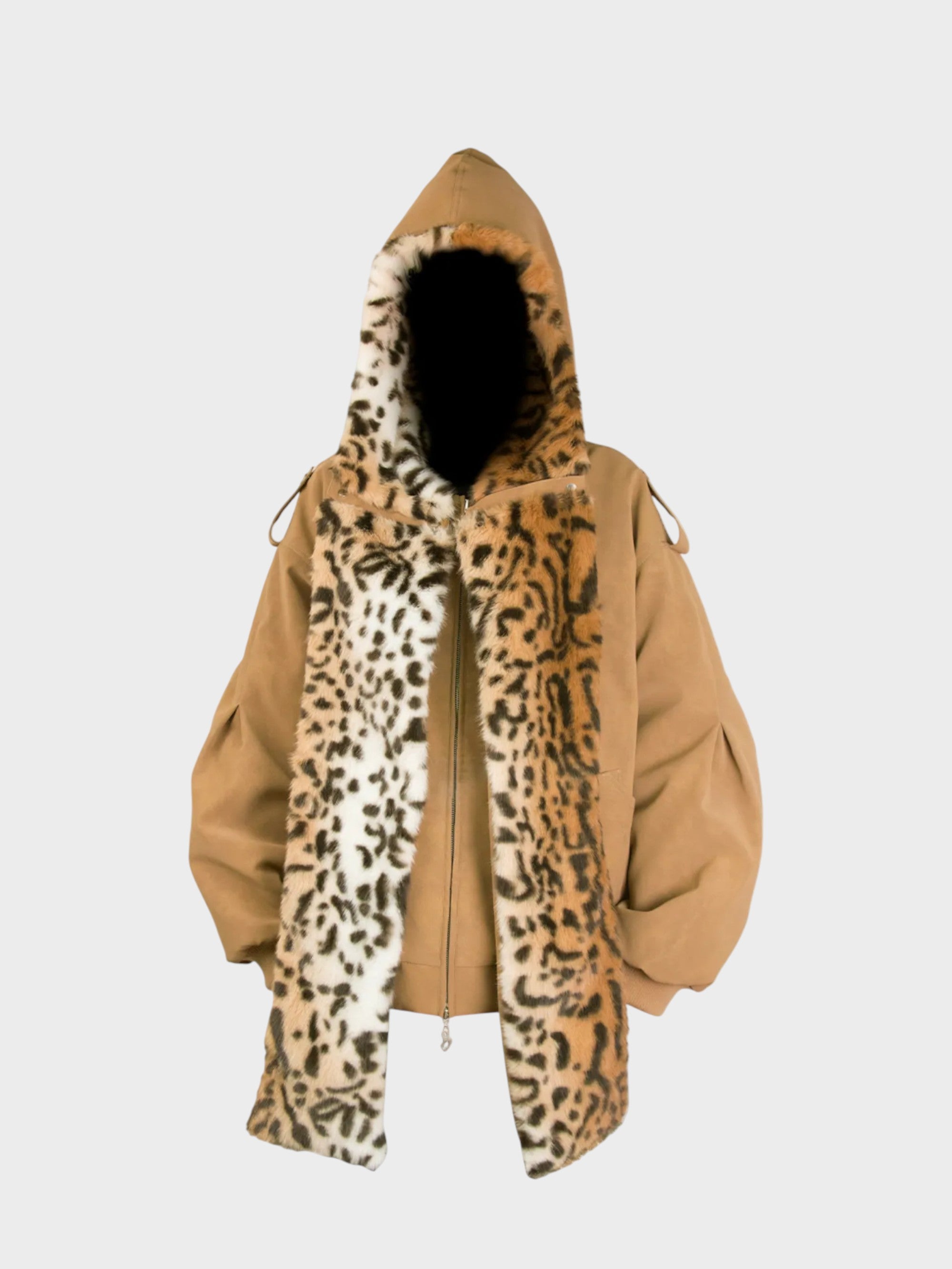 Veste bomber réversible à capuche Relabel camel en coton canvas et fausse fourrure léopard, vue de face sur fond gris, intérieur léopard visible