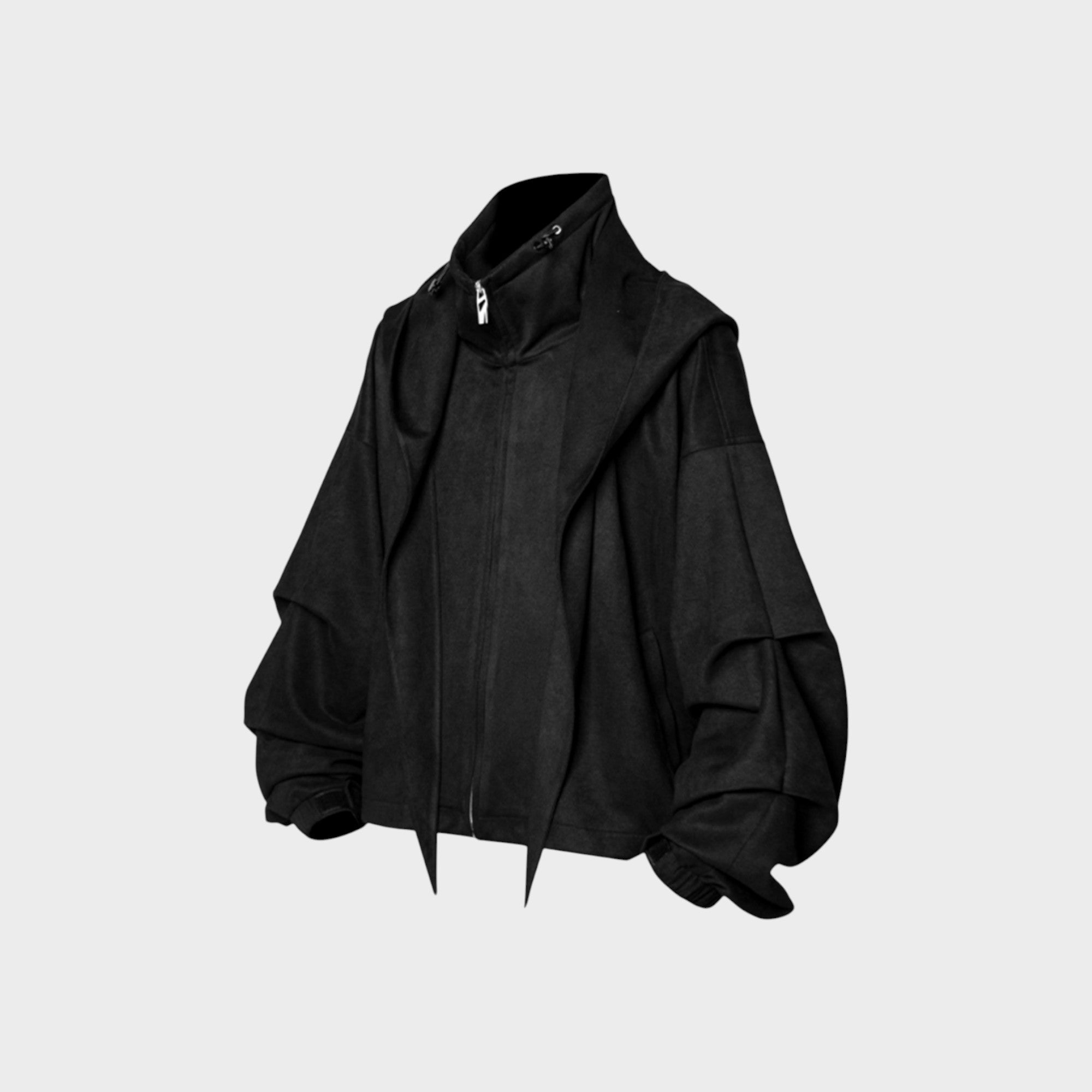 Veste oversize superposée à capuche Relabel noire en laine et coton, vue de face sur fond gris, détail manches étagées et fermeture éclair argentée